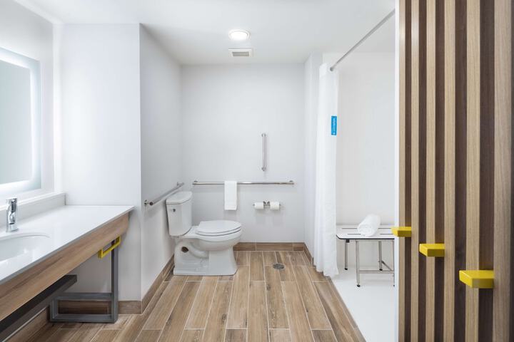 Bathroom shower