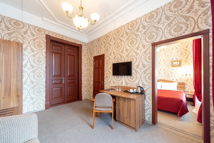 Room 30 of 51