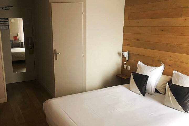 Room 22 of 71