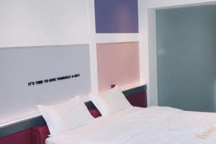 Room 38 of 42