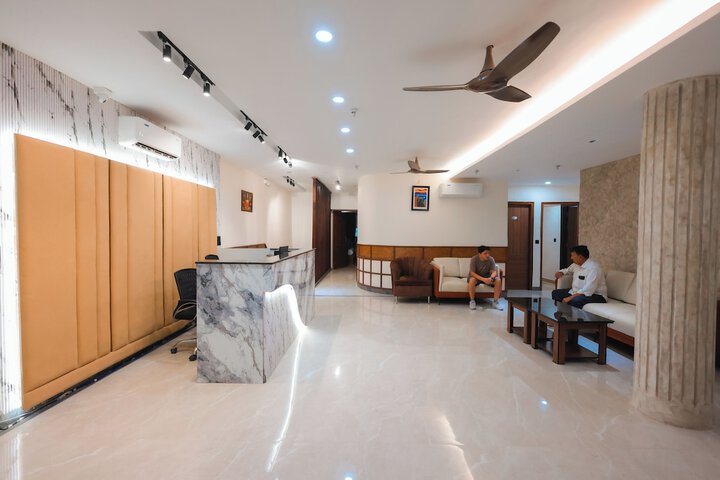 Room 7 of 11
