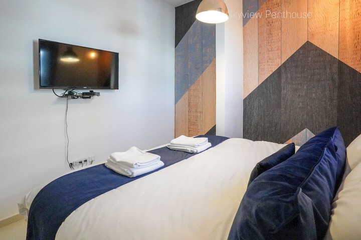 Room 40 of 315