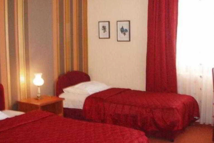 guest_rooms