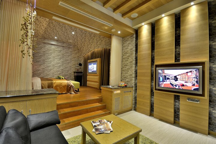 Room 18 of 57