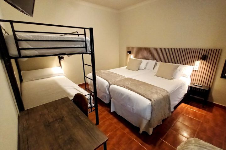 Room 12 of 46