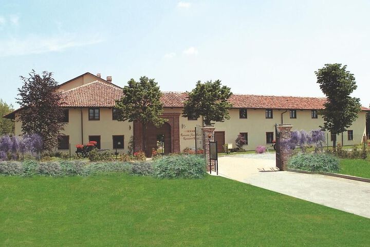 Romantic Hotel Furno in San Francesco al Campo