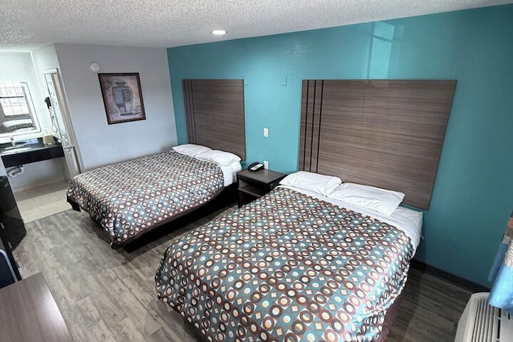 Room 5 of 22