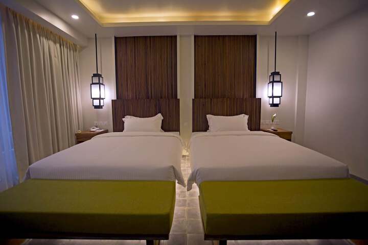 Room 15 of 155
