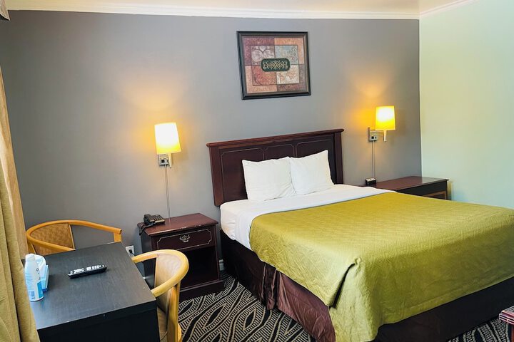 Room 7 of 55