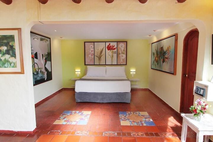 Room 8 of 49