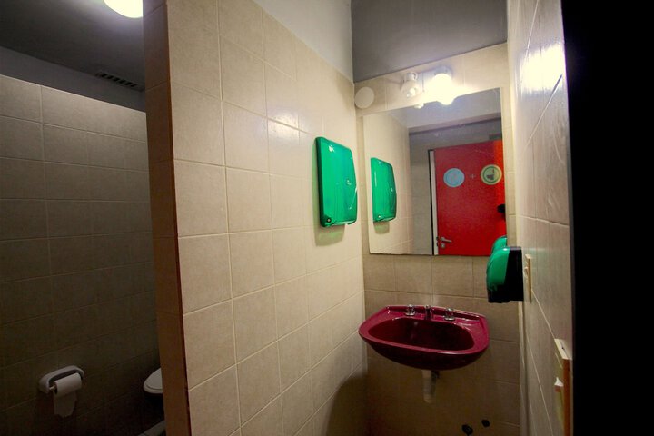 Room 45 of 49