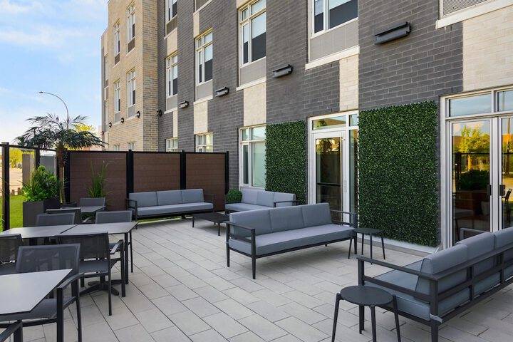 Terrace/Patio 53 of 56