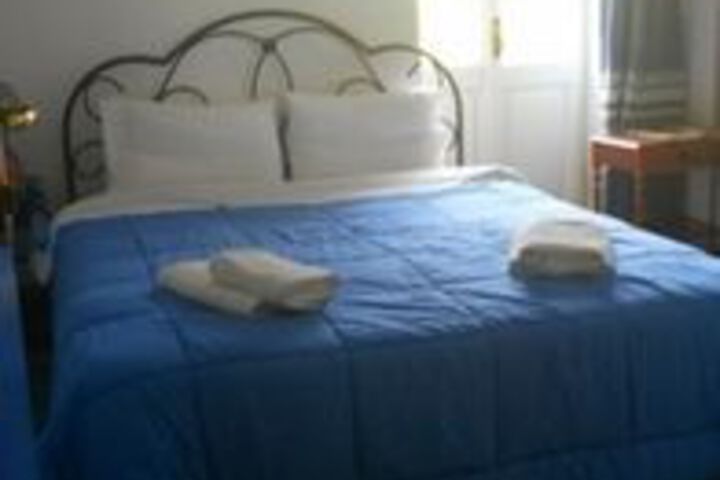 Room 5 of 26