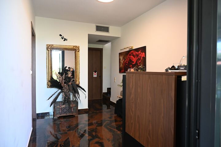 Hotel Interior 4 of 89