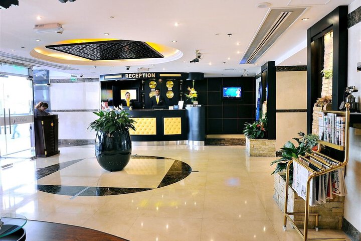 Hotel Interior 4 of 39