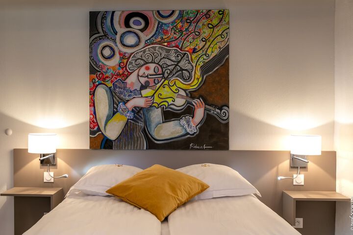 Room 34 of 96