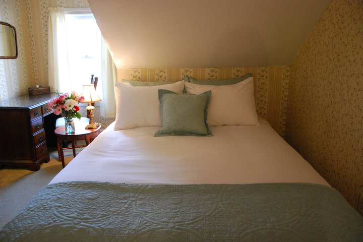 Room 5 of 39