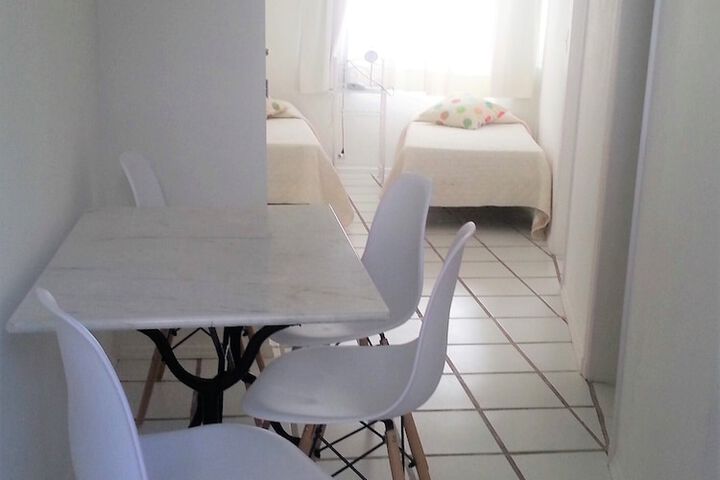 Room 14 of 65