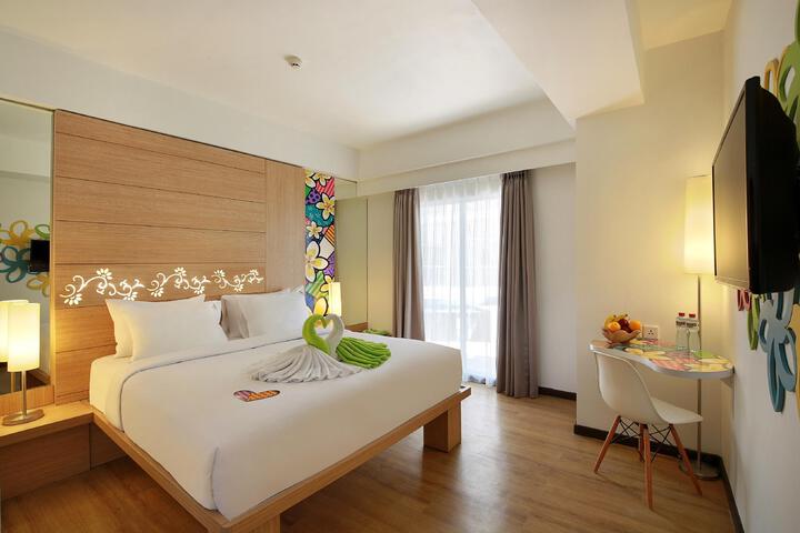 Room 2 of 6