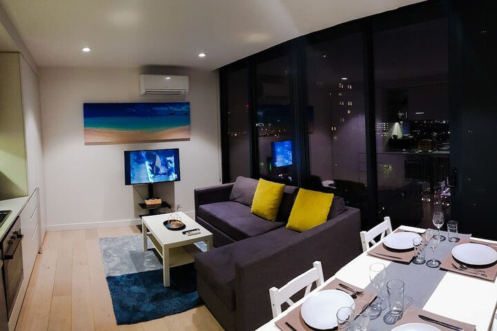 Room 13 of 23
