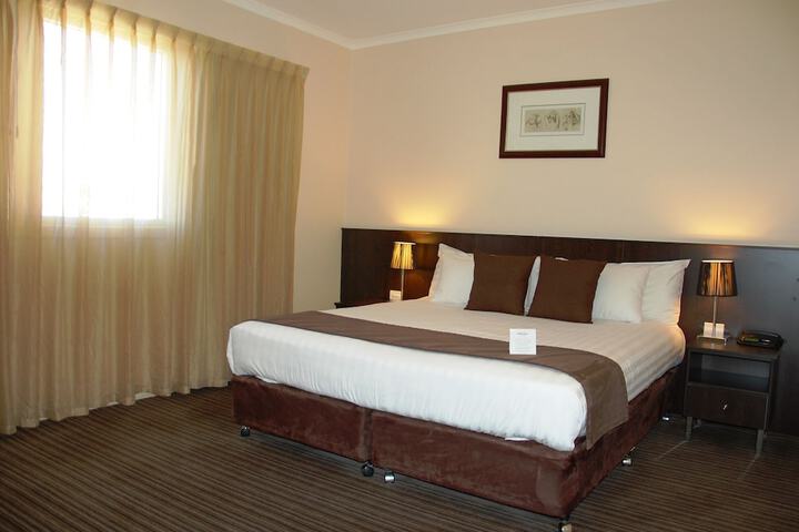 Room 22 of 50