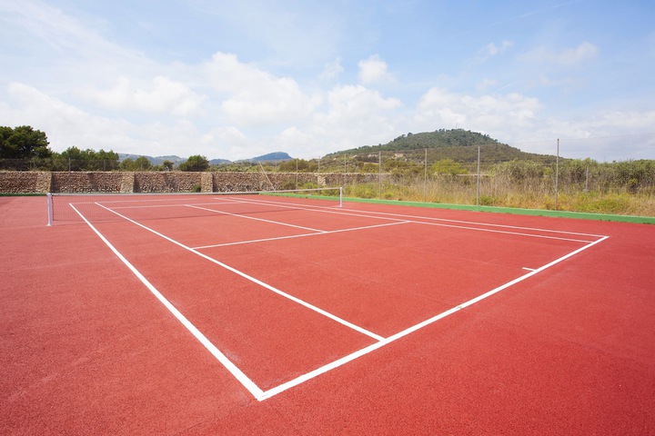 Tennis court