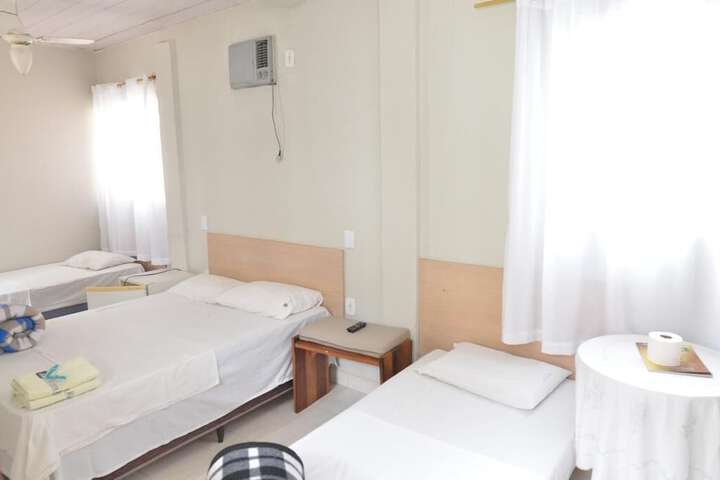 Room 5 of 27