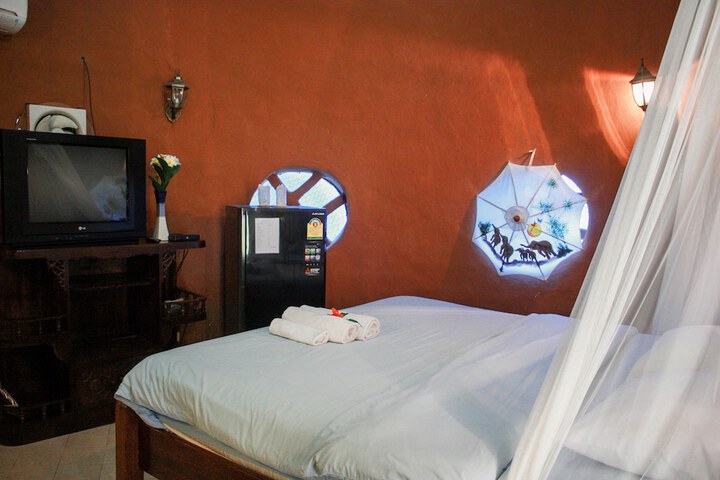 Room 10 of 21