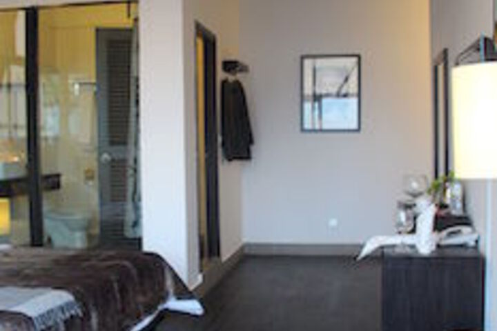 Room 51 of 58
