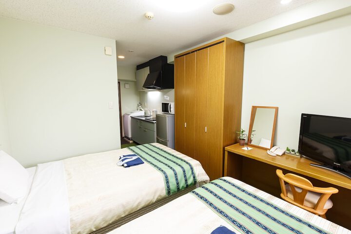 Room 26 of 48