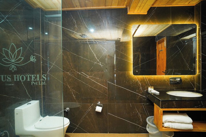Room 8 of 15