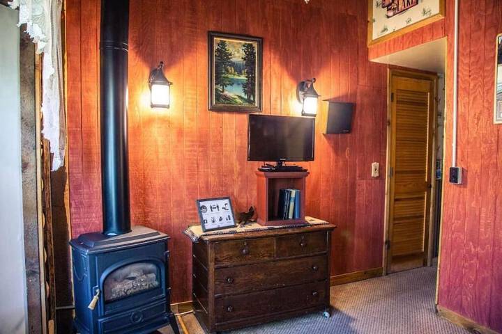 Room 2 of 68