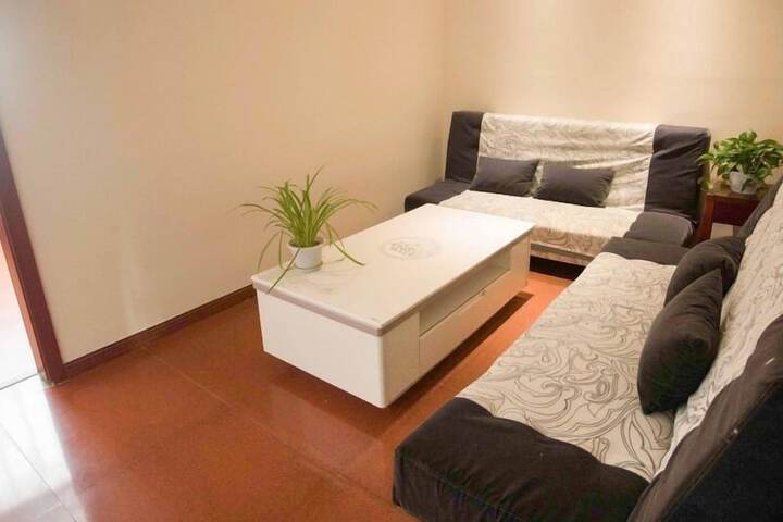 Room 13 of 21