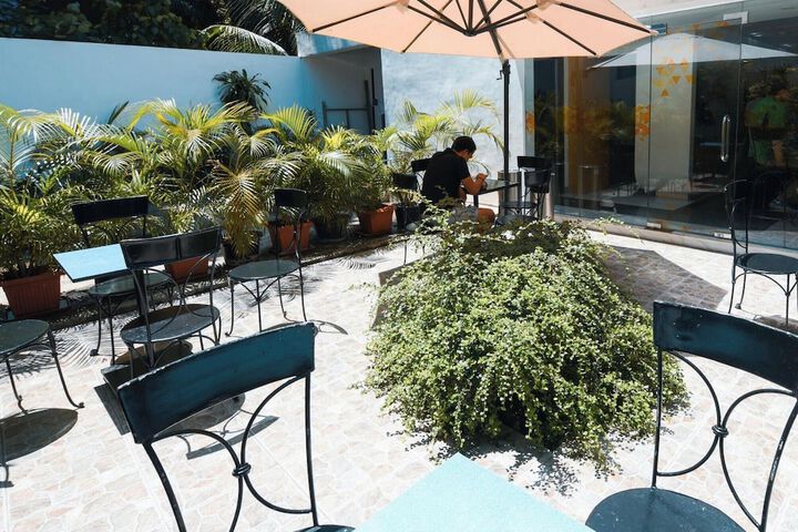Terrace/Patio 22 of 24