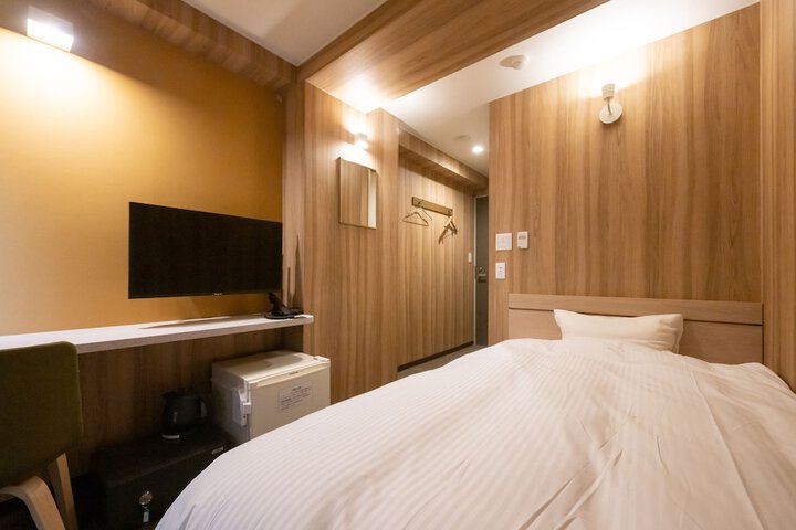Room 18 of 54