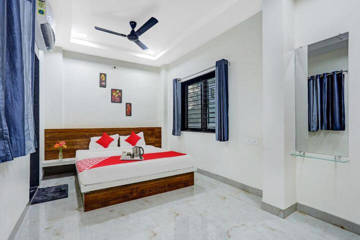 Hotel O Aashirwad