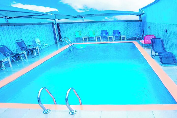 Pool 12 of 46
