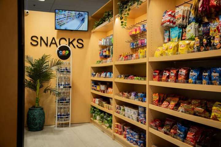 Snack bar
