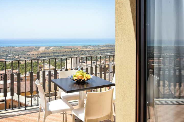 Terrace/Patio 146 of 212
