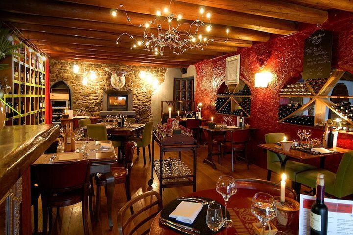 Dining 29 of 43