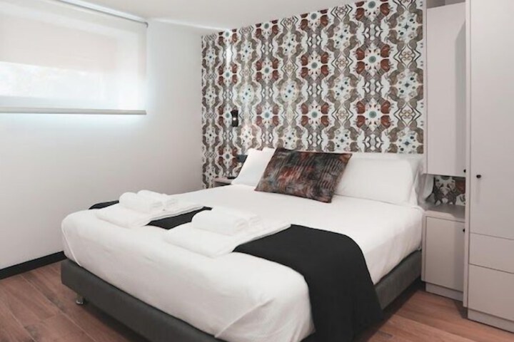 Room 25 of 53