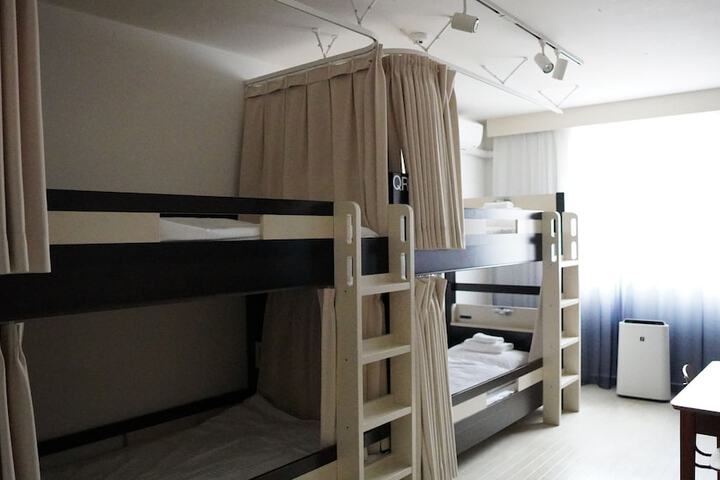 Room 49 of 131