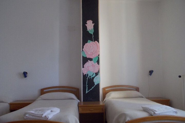 Room 13 of 65