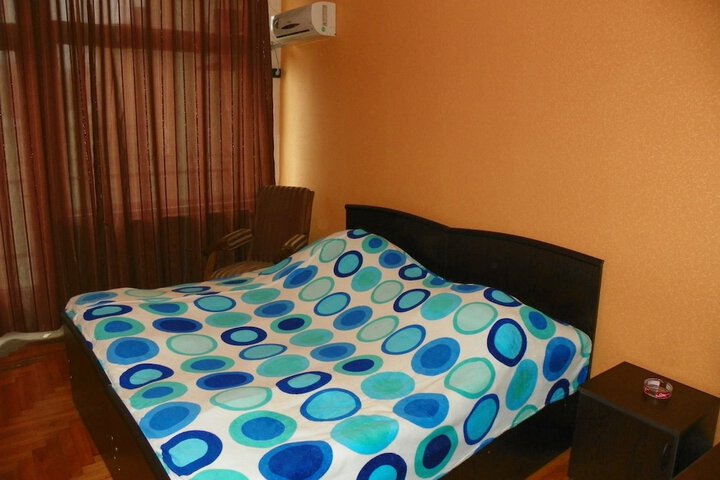 Room 3 of 25