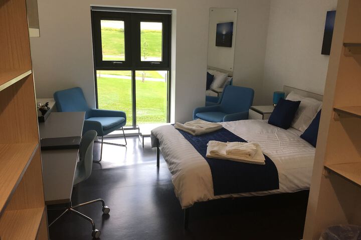 Room 16 of 23