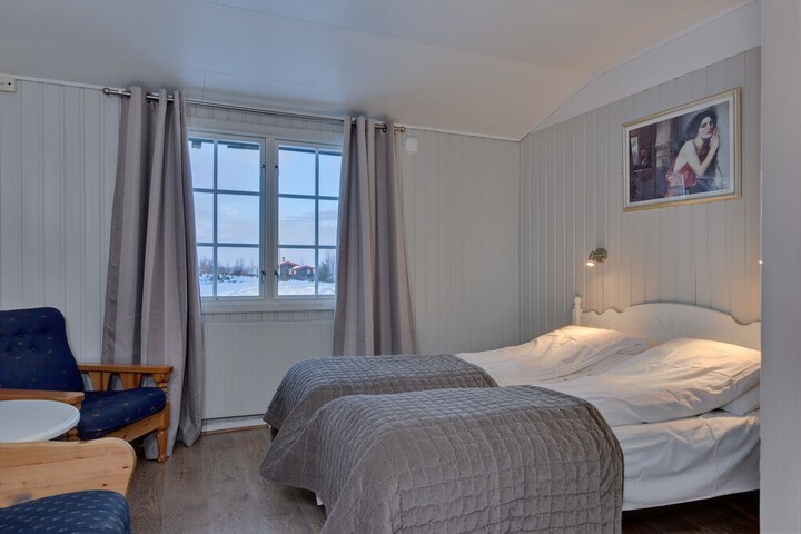 Room 13 of 63