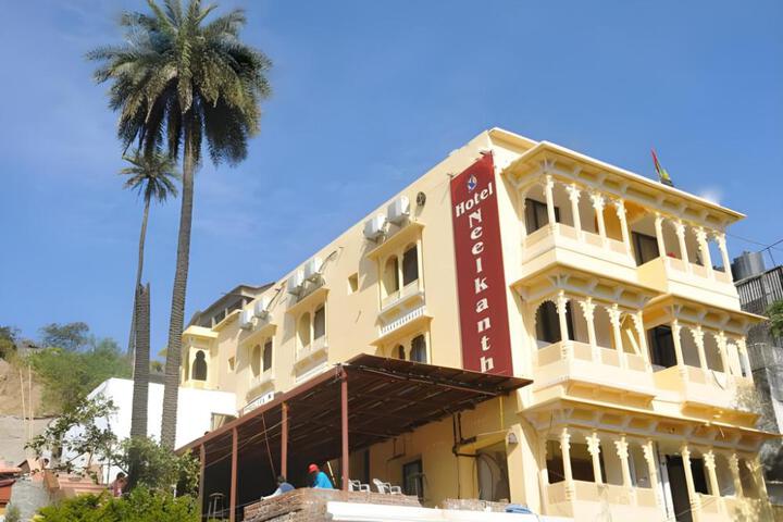 Neelkanth hotel