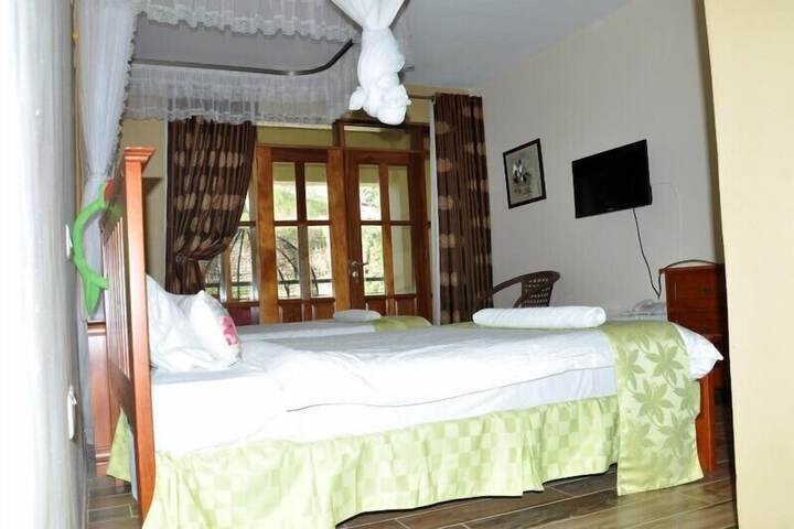 Room 15 of 86