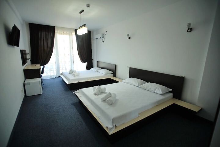 Room 29 of 35