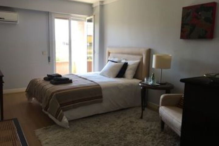 Room 7 of 19